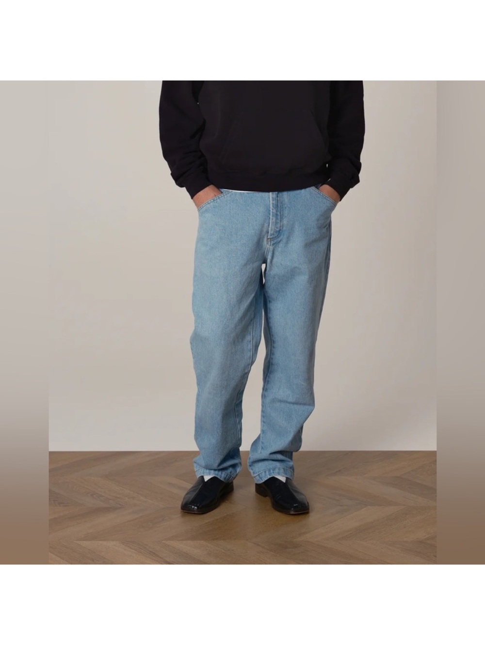 Every other Thursday FOUR POCKET DENIM light wash waist 34